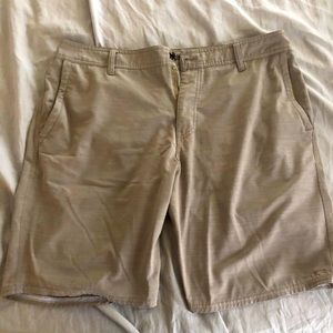 Khaki O’Neil hybrids